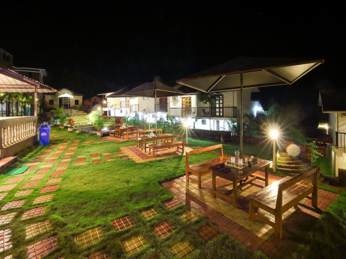 Wada Chirebandi Hotel Gimvi Ngoại thất bức ảnh