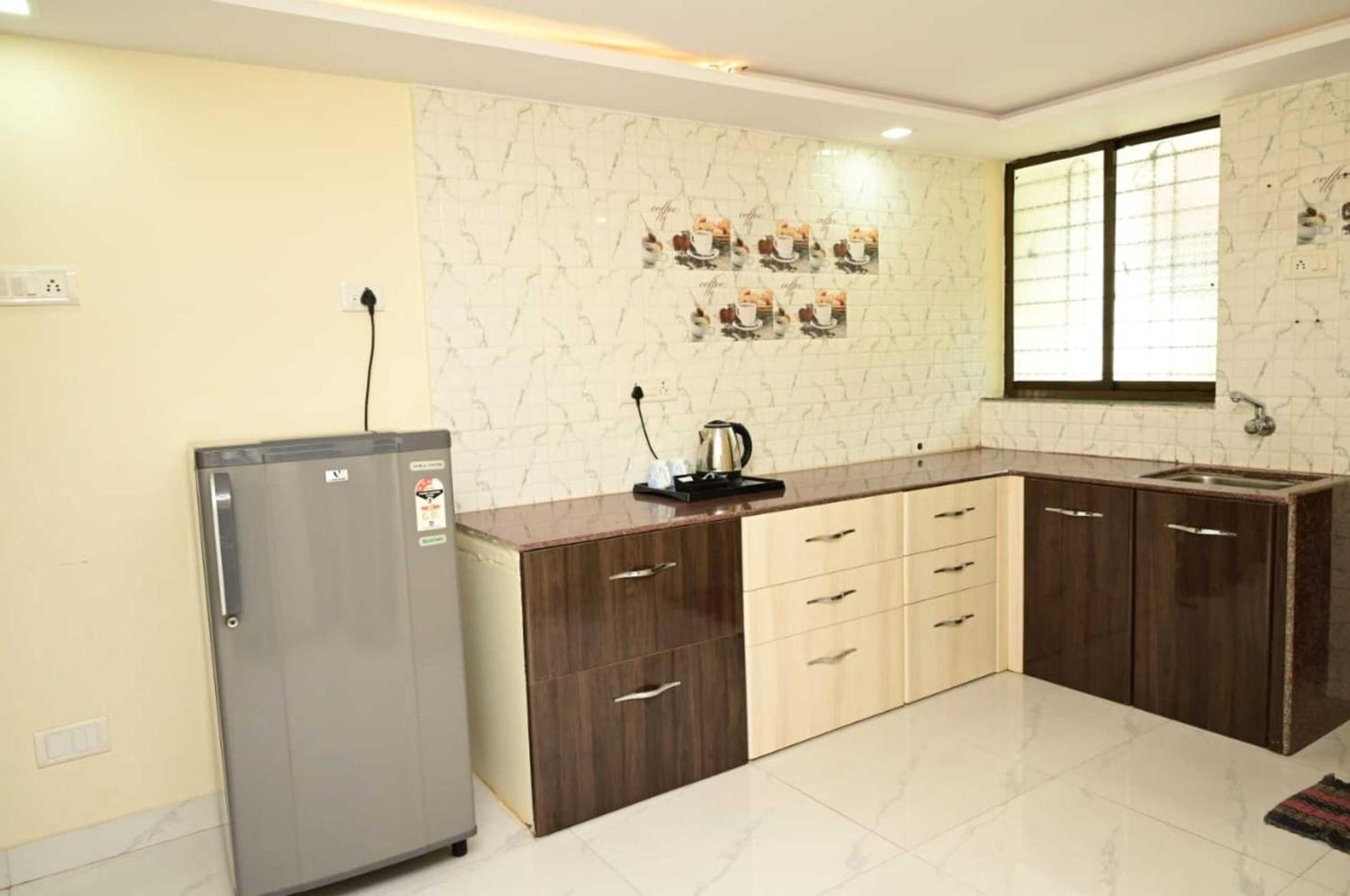Wada Chirebandi Hotel Gimvi Ngoại thất bức ảnh
